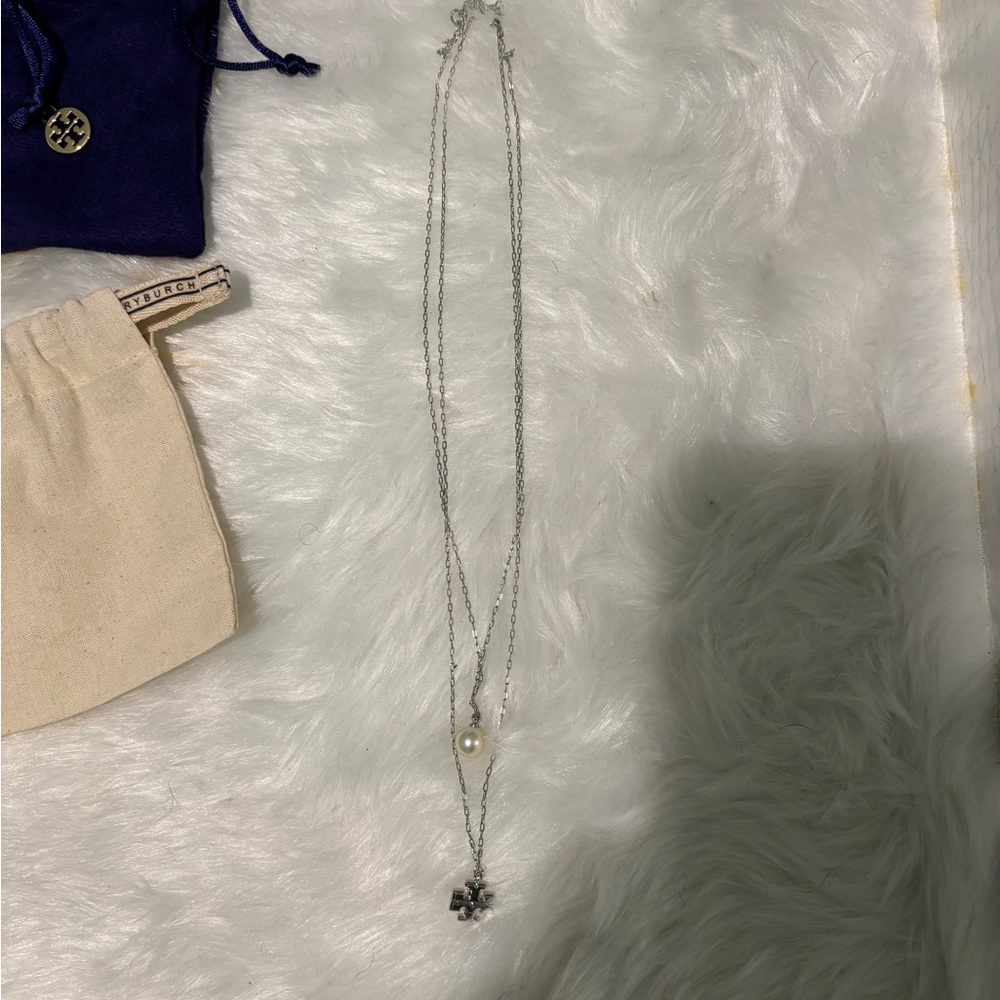 Tory Burch Silver Necklace with Pearl and Flower Pendant